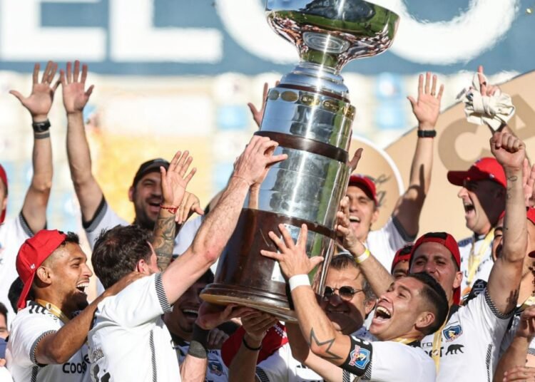 Colo Colo responde a la U por intento de suspender Supercopa 2025