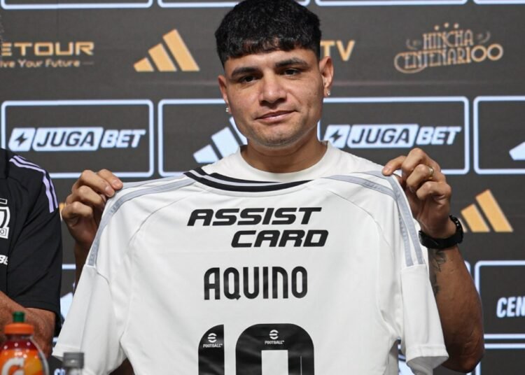 aquino camiseta 10