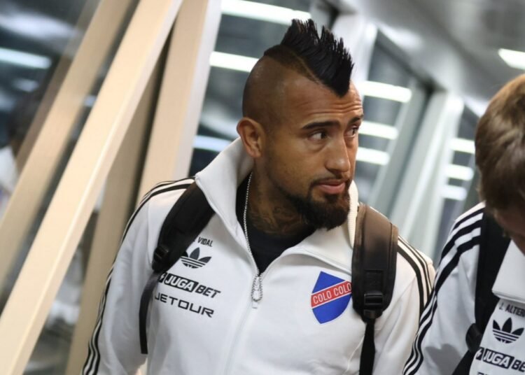 Critican con dureza a Arturo Vidal tras el empate de Colo Colo ante O’Higgins