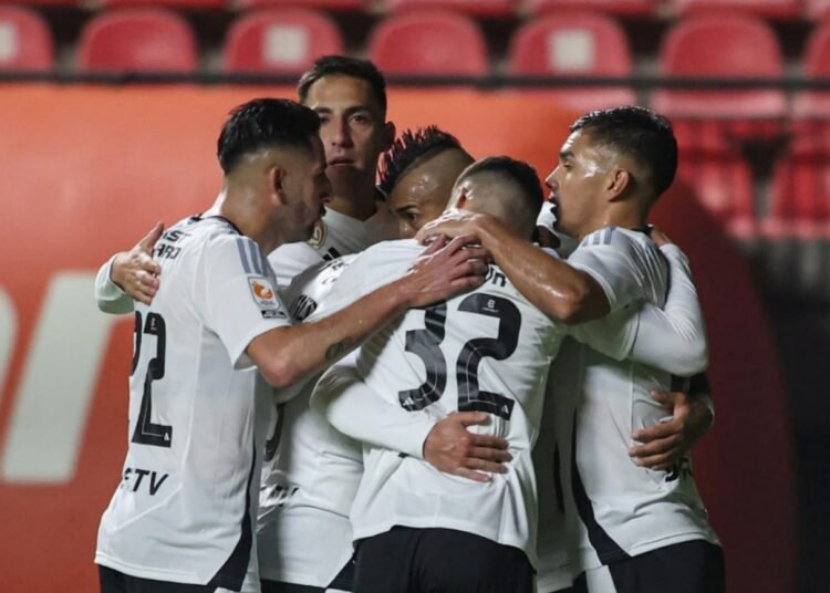 Jugador de Colo Colo es acusado de restarse del Superclásico ante la U por decisión propia.