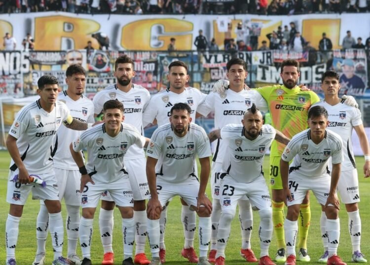 Tabla de posiciones del Campeonato Nacional tras la Fecha 17, con Colo Colo rezagado.