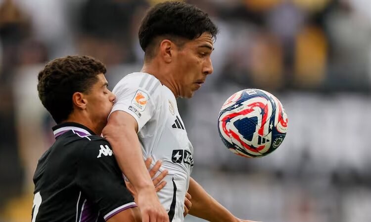 La curiosa defensa a Salomón Rodríguez en medio de críticas por su rendimiento en Colo Colo