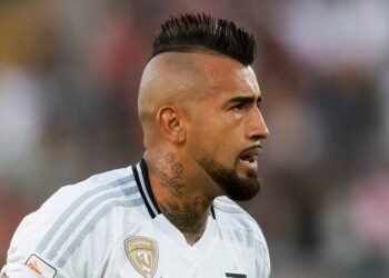 Aconsejan a Arturo Vidal sobre el retiro del fútbol