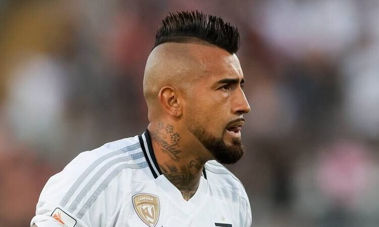 Aconsejan a Arturo Vidal sobre el retiro del fútbol
