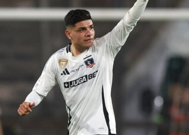 Claudio Aquino promete revertir el mal momento de Colo Colo