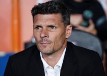 La inédita cláusula que podría sacar a Fernando Ortiz de Colo Colo a fin de año