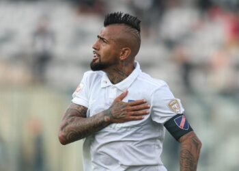 Arturo Vidal pone en duda su continuidad en Colo-Colo para 2026