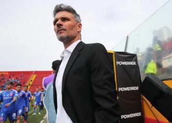¿Colo Colo sin DT? el viaje de Fernando Ortiz en la previa del duelo ante Limache
