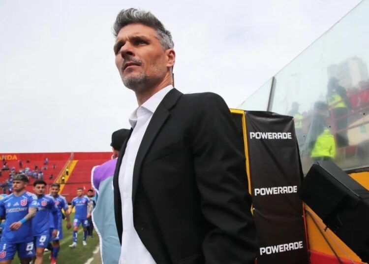 ¿Colo Colo sin DT? el viaje de Fernando Ortiz en la previa del duelo ante Limache