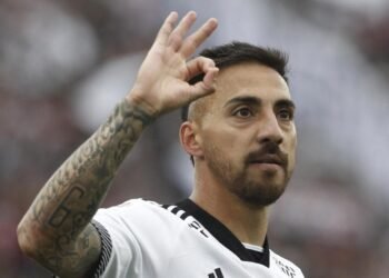 Javier Correa deja en duda su futuro en Colo Colo tras el triunfo sobre Ñublense