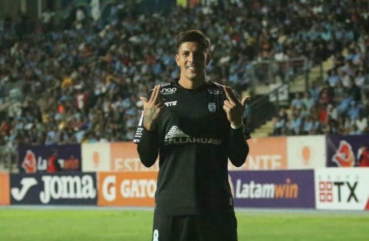 Guarello “chaquetea” a delantero que suena como posible refuerzo de Colo Colo