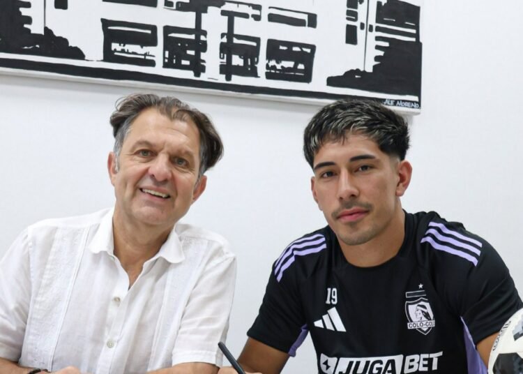 “No le conocen la voz”: los detalles del pobre paso de Salomón Rodríguez en Colo Colo