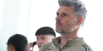 En Colo Colo ya comienzan a definir el futuro de Fernando Ortiz para la próxima temporada