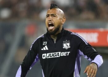 Critican duramente la actitud de Arturo Vidal en Colo Colo: preocupación por su rol en el plantel