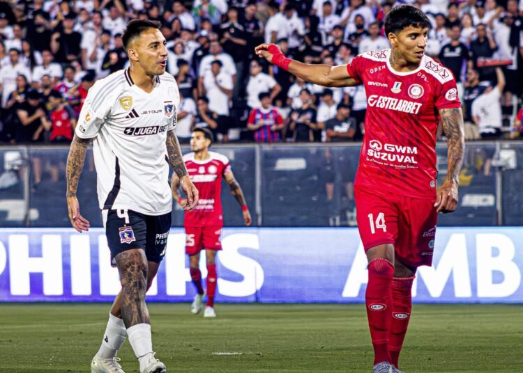 Lanzan dura crítica contra Javier Correa: cuestionan su rendimiento en Colo Colo