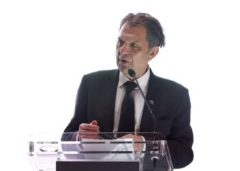 Revelan millonaria deuda de Blanco y Negro en el año del Centenario de Colo Colo