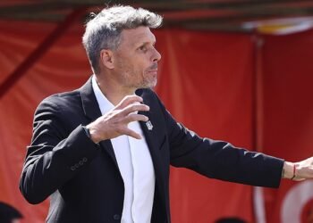 “No cumplió el objetivo”: Fernando Ortiz rompe el silencio y habla sobre su posible continuidad en Colo Colo