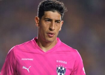 Esteban Andrada quiere jugar en Colo-Colo y esperan definición de Zaragoza
