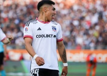 Jordhy Thompson ilusiona a los hinchas y deja abierta la puerta a un regreso a Colo Colo