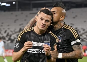 Colo-Colo convoca reunión urgente ante posible traspaso de Lucas Cepeda al fútbol europeo