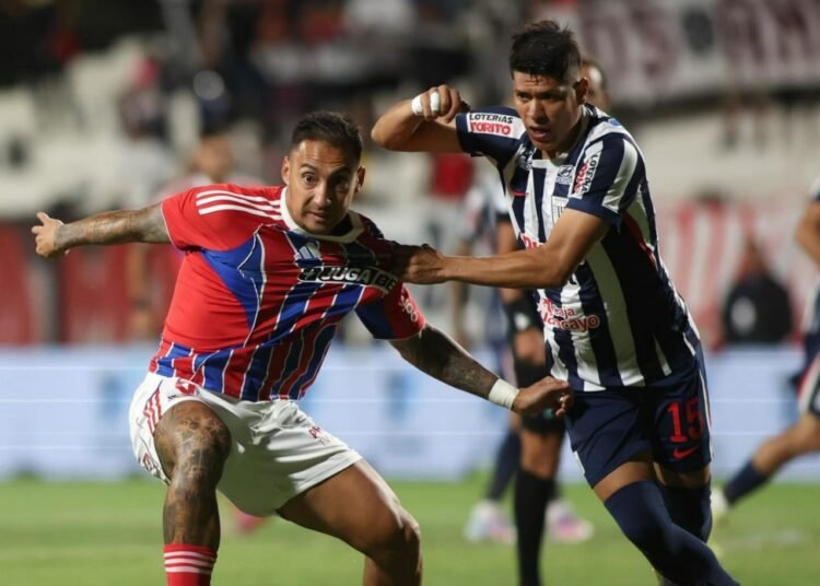 La rabia de Javier Correa tras la derrota de Colo Colo ante Alianza Lima
