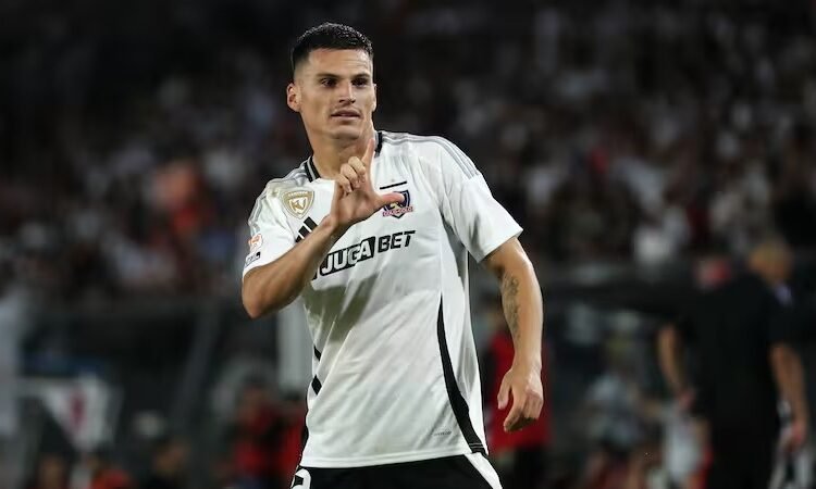 Tras la salida de Lucas Cepeda: aseguran que ex volante de la U aparece en la órbita de Colo Colo