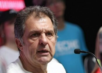 Aníbal Mosa podría perder un refuerzo que tenía casi listo para Colo Colo