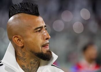 Arturo Vidal rompe el silencio y deja potente mensaje sobre la capitanía en Colo Colo