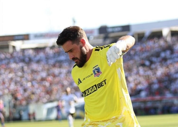 Leyenda de Colo Colo cuestiona la capitanía de Fernando De Paul