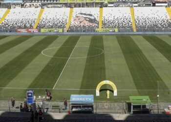Revelan la curiosa razón por la que Colo Colo fue programado para jugar en día de semana