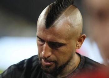 Arturo Vidal sacó la voz tras el pobre empate de Colo Colo ante Coquimbo Unido