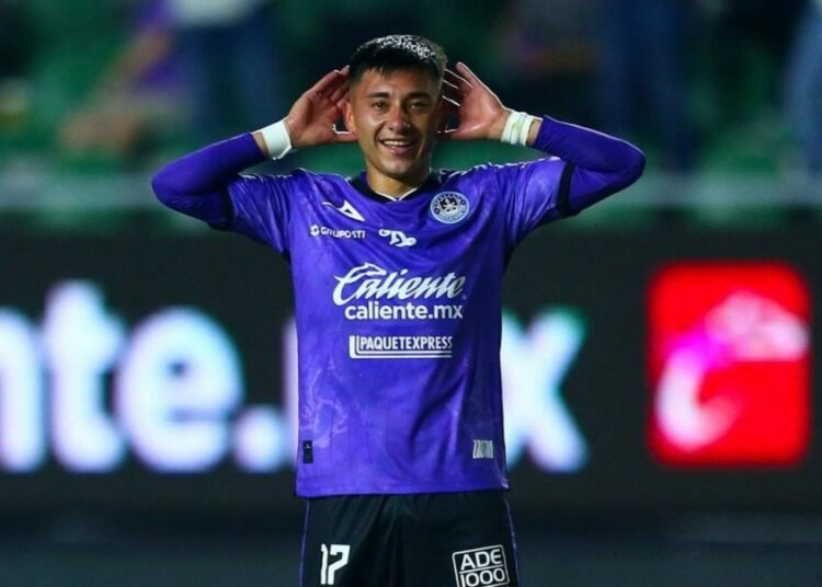 De “cortado” en Colo Colo a figura en México: “Me dijeron que no estaba preparado para Primera”