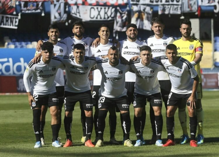 Claudio Borghi defiende con todo a criticado jugador de Colo Colo