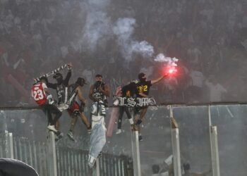 Carabineros incauta cientos de fuegos artificiales en el Estadio Monumental previo a partido de Colo Colo