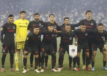 Fernando Ortiz mueve la pizarra y prepara sorpresas en Colo Colo para visitar a La Serena