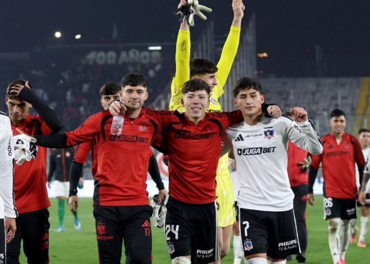 Colo-Colo enfrenta nuevo conflicto por negociación de joven figura