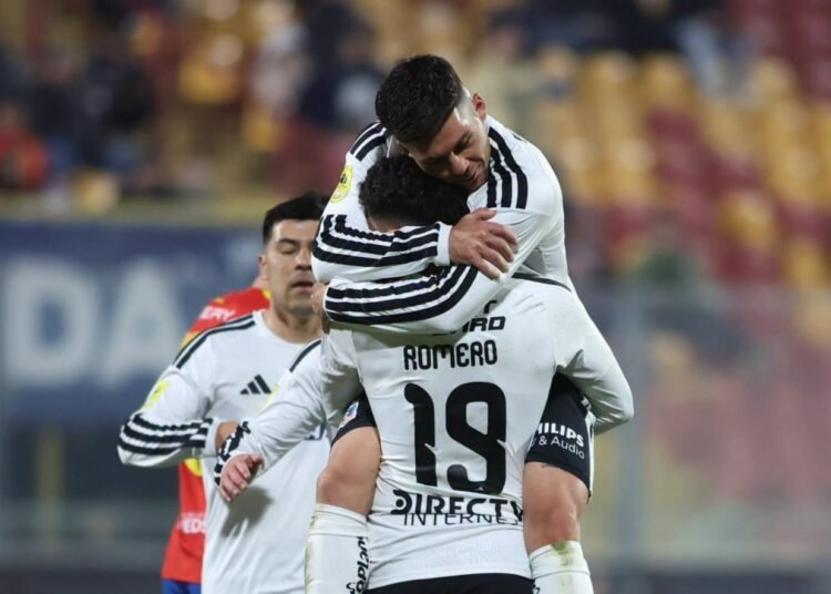 Colo-Colo goleó a Unión Española y quedó líder en Copa Chile con doblete de Maxi Romero
