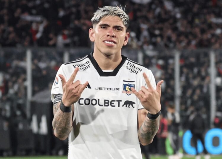 Carlos Palacios abre la puerta a un regreso a Colo Colo y sorprende desde Boca Juniors