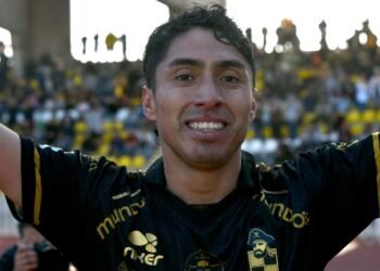 Luciano Cabral reaparece en la órbita de Colo Colo