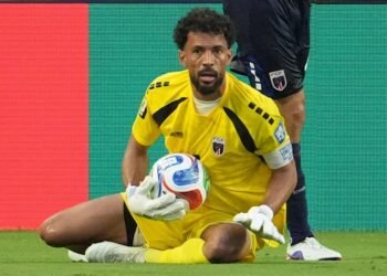 Llega Vozinha a Colo Colo? Los detalles de la oferta de Blanco y Negro