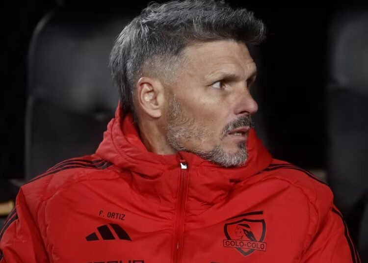 Fernando Ortiz se refiere a la ausencia de refuerzos en Colo Colo