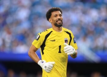 ¿Vozinha a Colo Colo? El agente del portero rompe el silencio tras los rumores de fichaje