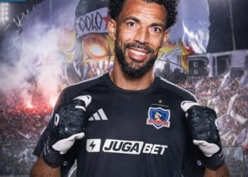 ¿Por qué se retrasó? El inesperado problema que postergó el viaje de Vozinha a Colo-Colo