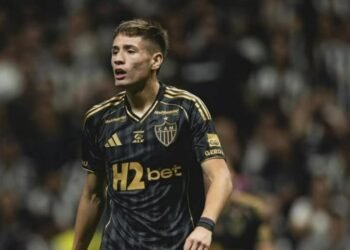 ¿Se lo levanta a la U? El prometedor refuerzo chileno por el que Colo-Colo aceleró las negociaciones