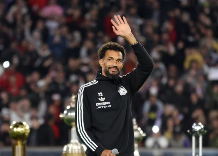 ¿Va a la banca? Fernando Ortiz jugó al misterio con la citación de Vozinha en Colo-Colo