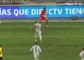 Así reaccionaron los hinchas de Colo Colo al penal que falló Arturo Vidal