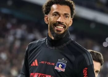 Aseguran que Vozinha: "en vez de un refuerzo para Colo Colo, pasó a ser más un problema"