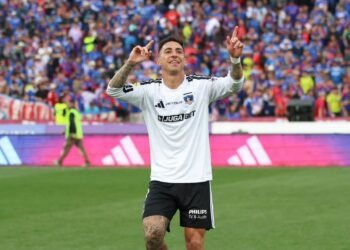 ¿Hay sanción? Universidad de Chile denunció a Javier Correa tras el Superclásico