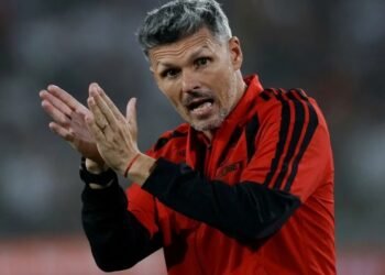 Fernando Ortiz responde al apoyo de Alexis Sánchez para asumir la banca de La Roja