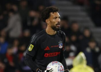 «No debieron traerlo»: Leyenda de Colo Colo fue categórica sobre la llegada de Vozinha y eligió a su titular